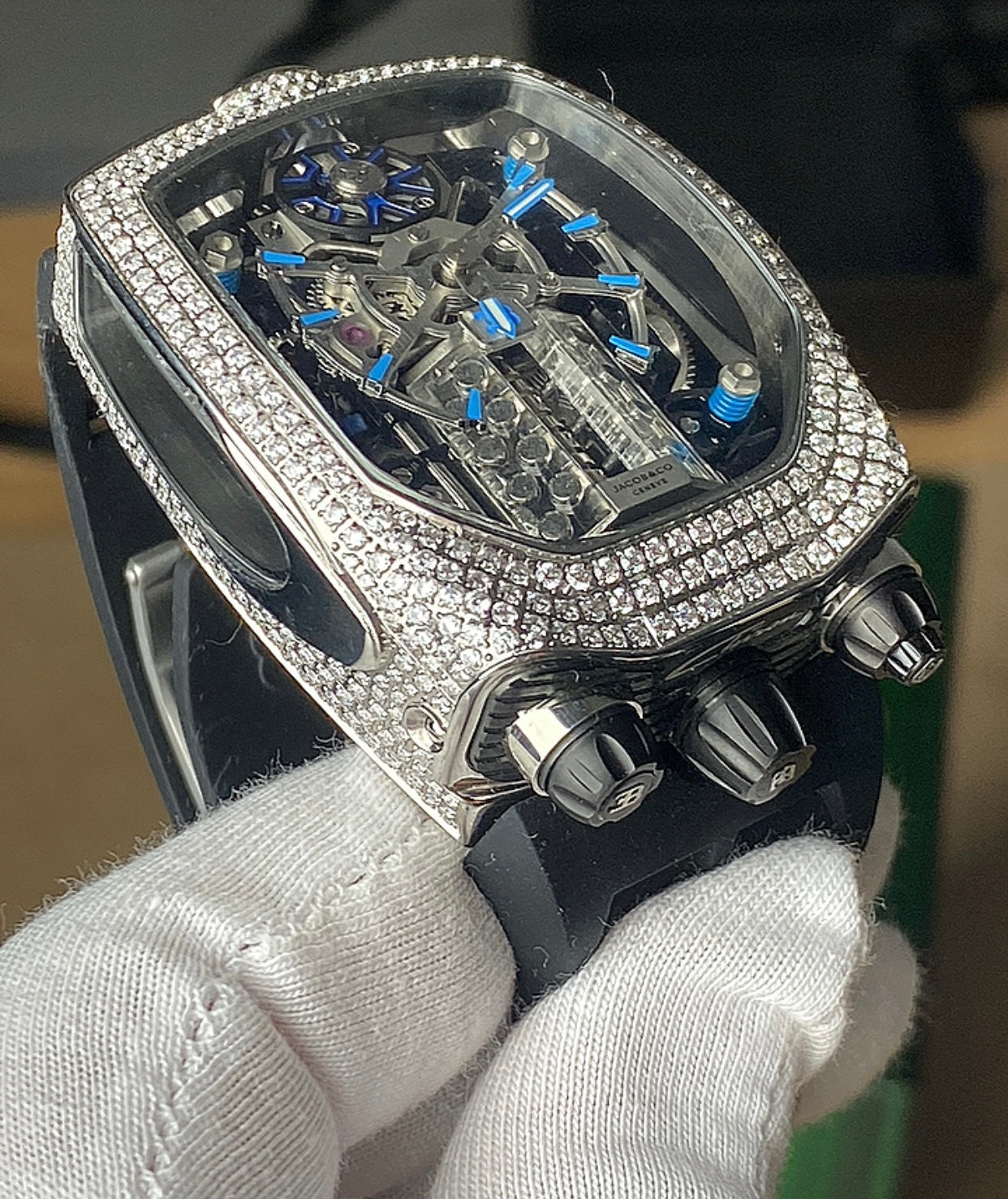 جاكوب اند كو بوجاتي ٢٠٢٥ فول دايموند - تشطيب الساعة عالي طبق الأصل - لوحدك لابسها في العراق