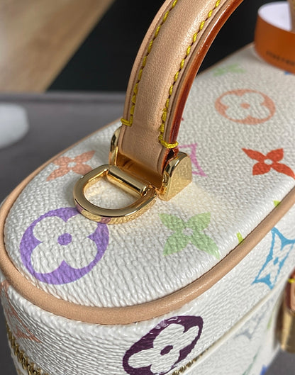 LV Monogram MulticolorLimted - الجنطة طبق الأصل لا تميز متوفر قطعة واحدة