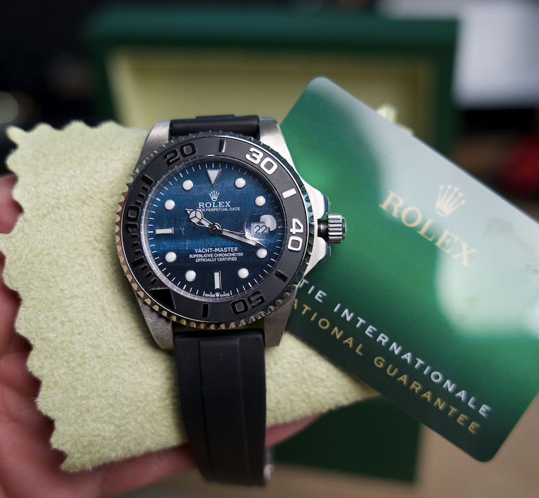 41 mm رولكس ساب مارينر اصدار خاص