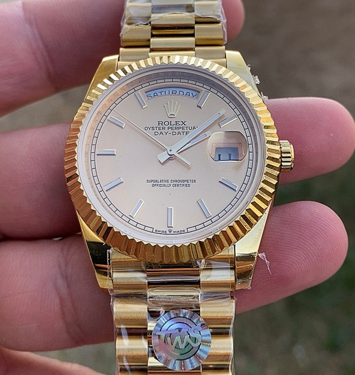 رولكس دايديت كلين فول يالو جولد - كلين طبق الأصل ماكينة سويسري  طلاء ذهب ١٨
