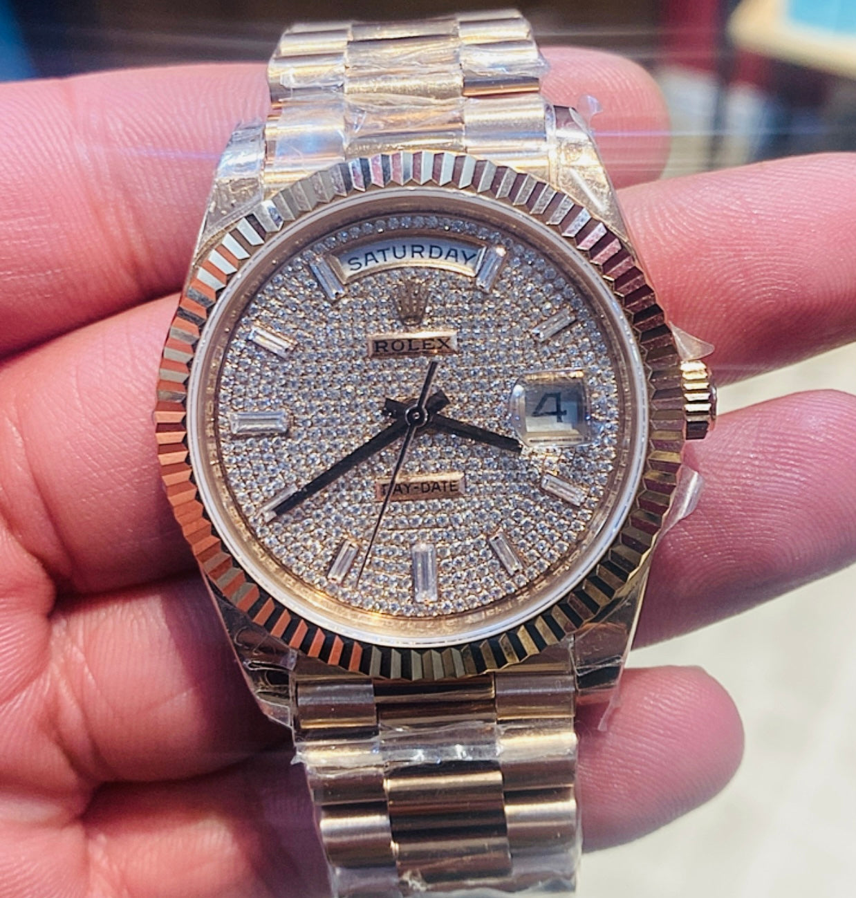 رولكس داي ديت بيڤ جولد كلين طبق الأصل