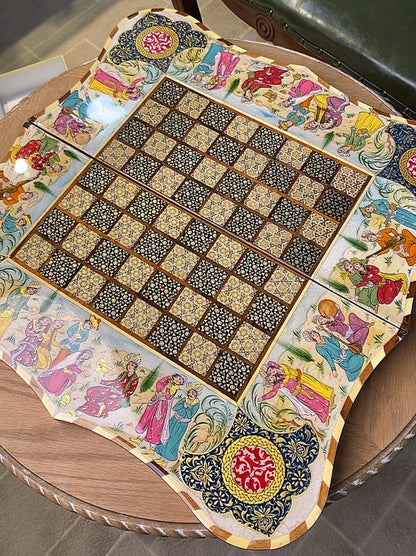 تحفة فنية صناعة يدوية - طاولي و شطرنج رسمة واحدة فقط يعني الحبة الوحيدة في العراق - احجار الطاولي و الشطرنج صناعة يدوي  بادق التفاصيل