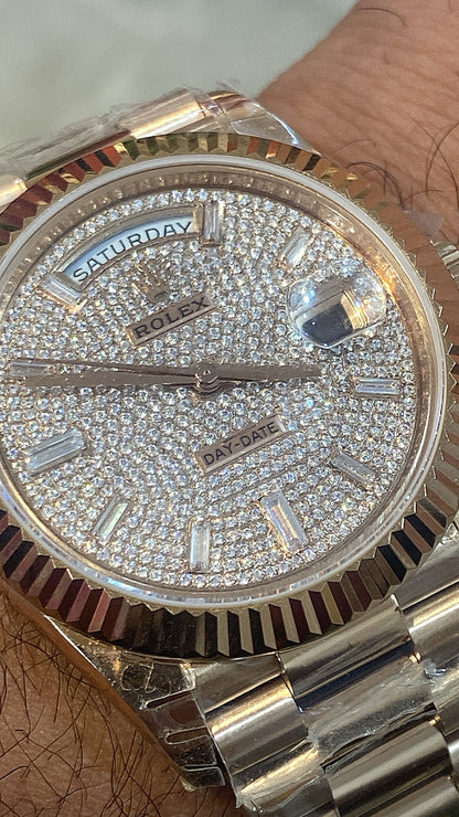 رولكس داي ديت بيڤ جولد كلين طبق الأصل