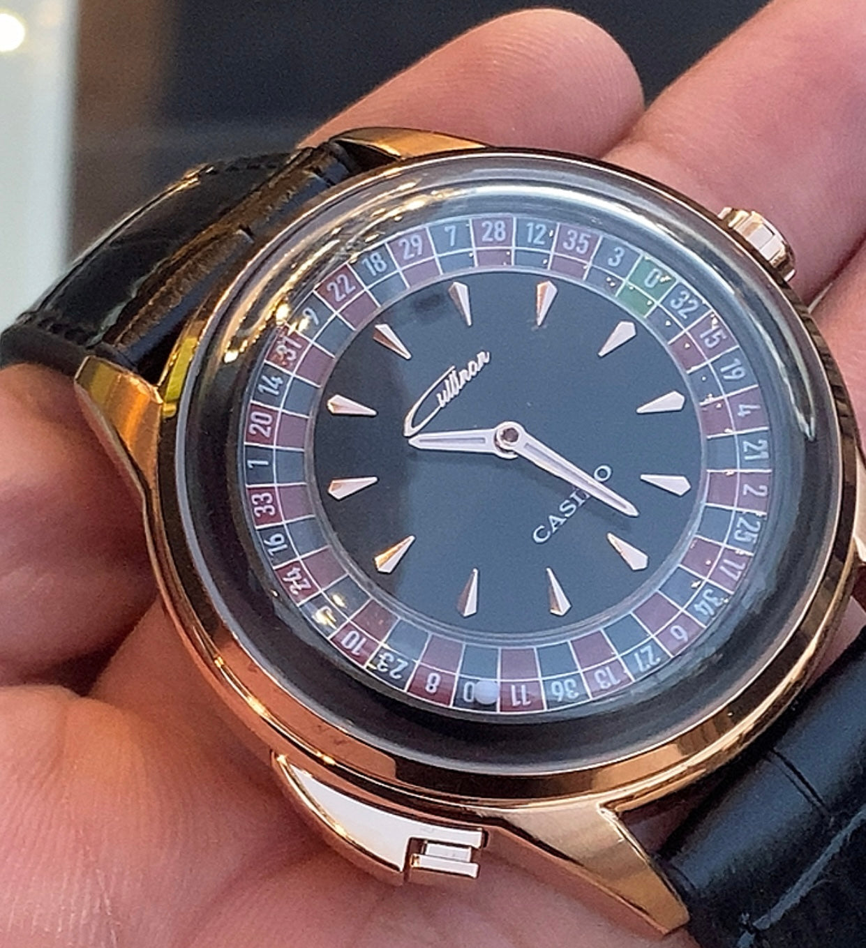 كولينان كازينو ٢٠٢٤ اصلية باقي بكفالتها ٩ اشهر ) - صور حقيقية بالموبايل بدون تعديل (السعر بالدينار الاردني 400 دينار) (Copy)