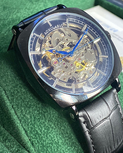 ساعة اكوالاسك ماكينة سويسرية اوتوماتك ويندنج - قطعتين ويا كارد الكفالة المختوم