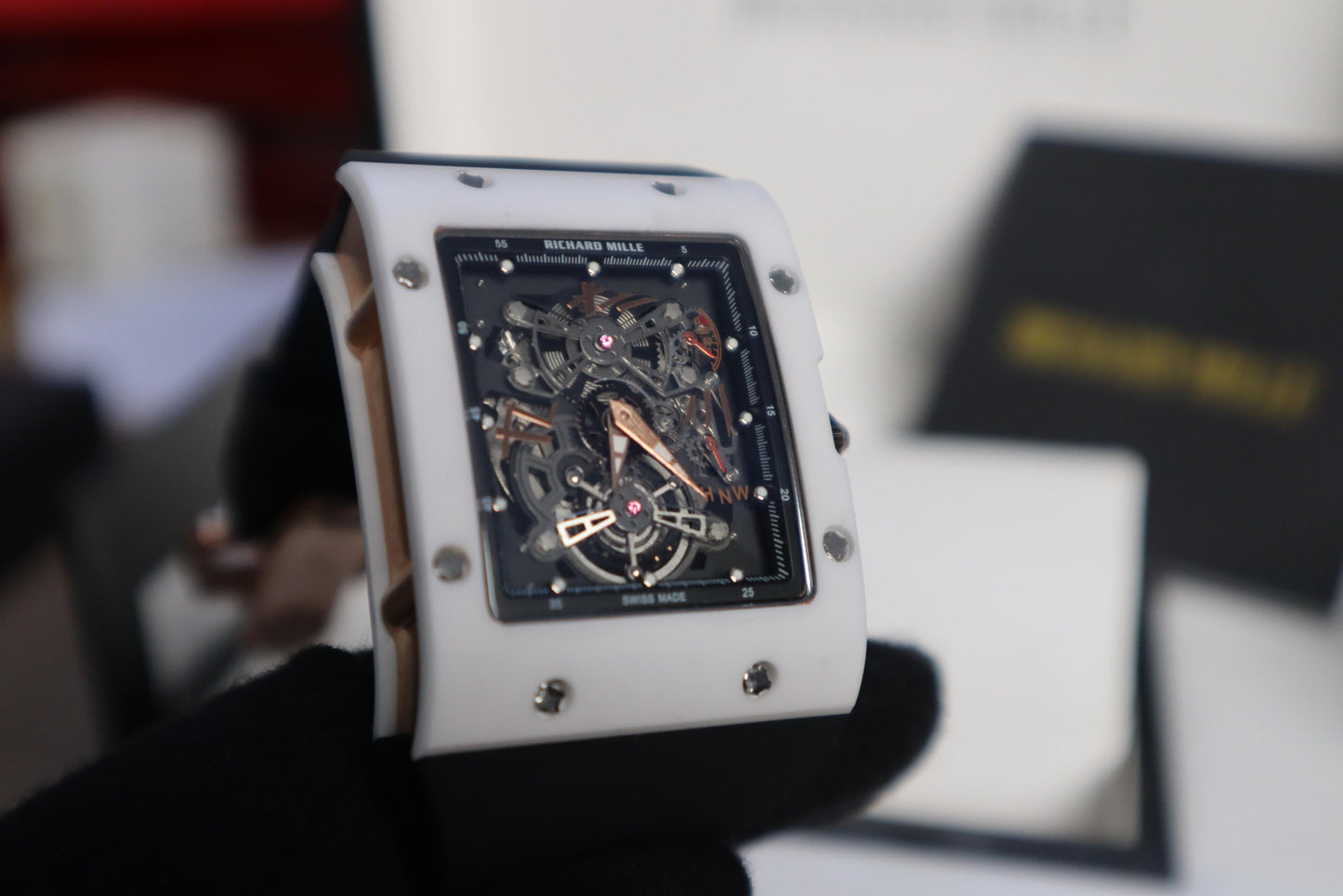 ريتشارد ميل اكسترا فلات - اصدار نادر جداً، متوفر قطعة واحدة