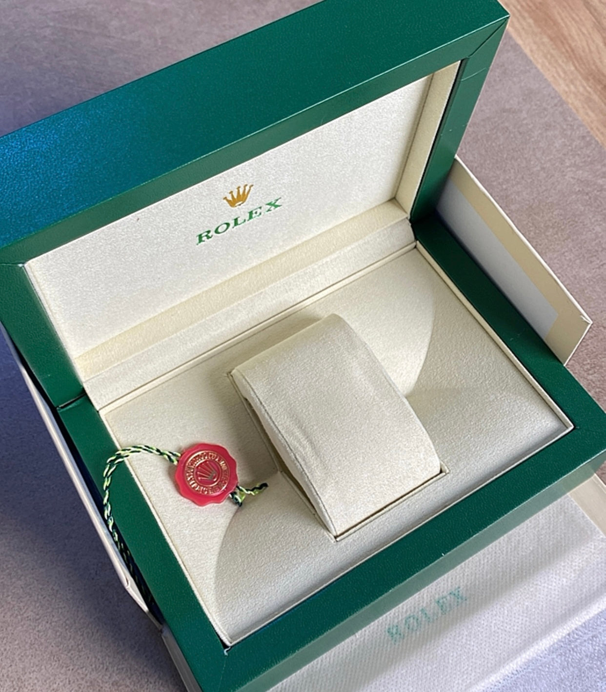 رواكس سكاي دولر 2024  مستعملة بحالة الجديد ماكينة سريسري