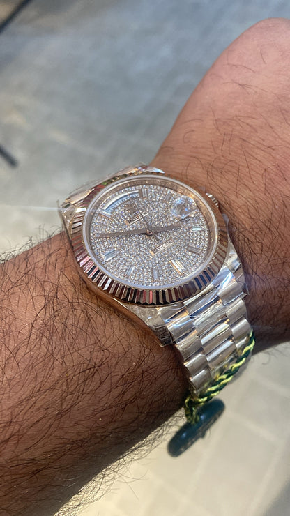 رولكس داي ديت بيڤ جولد كلين طبق الأصل