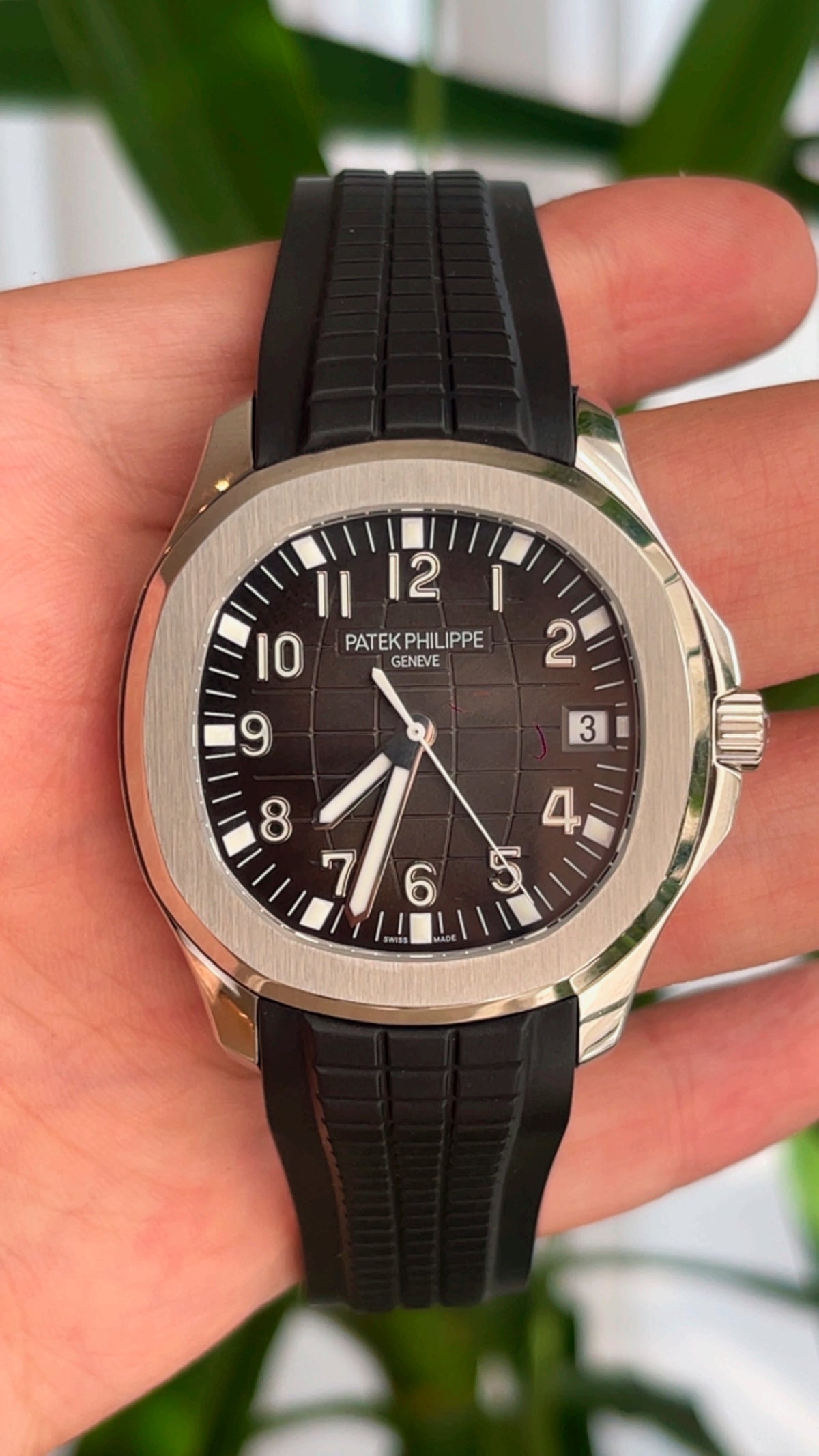 اكوا نت فل بلاك قطعه مطابقه لاول شخص