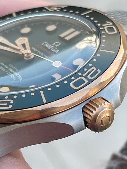 Omega sea master كلين طبق الأصل نسبه التطابق ١٠٠ بالمية تيتانيوم