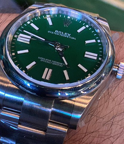 رولكس اويستر بربيتشوال مينا اخضر - مصنع اي دبليو اي طبق الاصلية لا تفرق