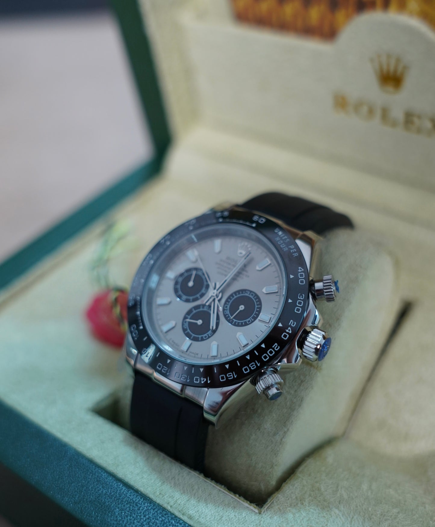 43 mm رولكس دايتونا باندا سلڤر سوبر كواليتي