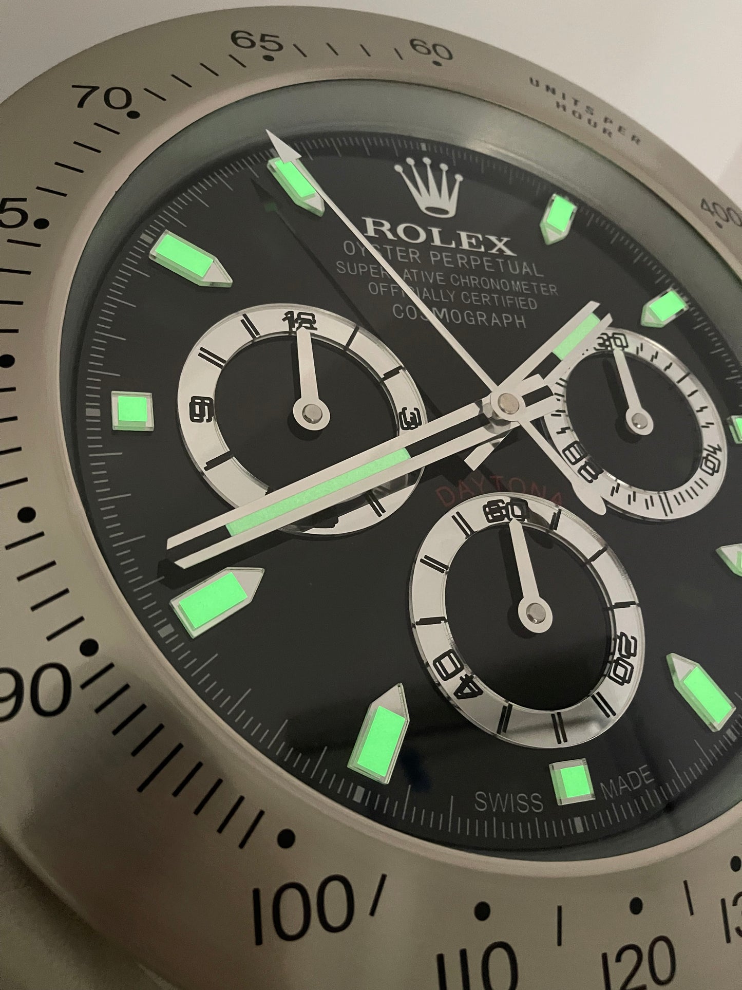 قسم رجال الأعمال ساعه حائط بتصميم رولكس دايتونا سلفر من الداخل اسود