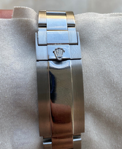 ساعه دايتونا كرونوجراف مسلتعمله قطعه واحده -قيمتها بالسوق اعلى من هيك بكثير