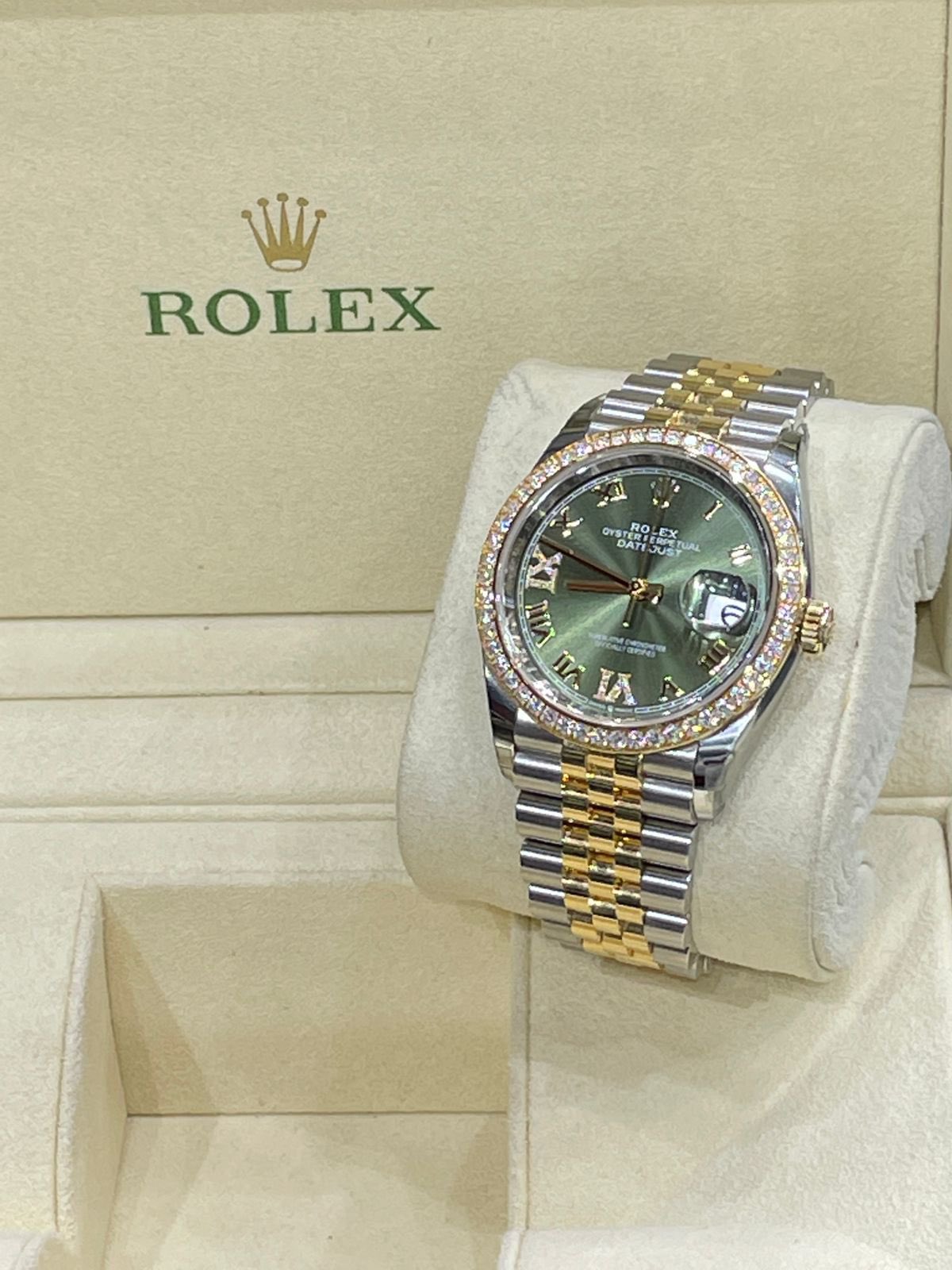 قطعه واحده  Rolex Datejust Lady  رولكس ديت جست نسائيه