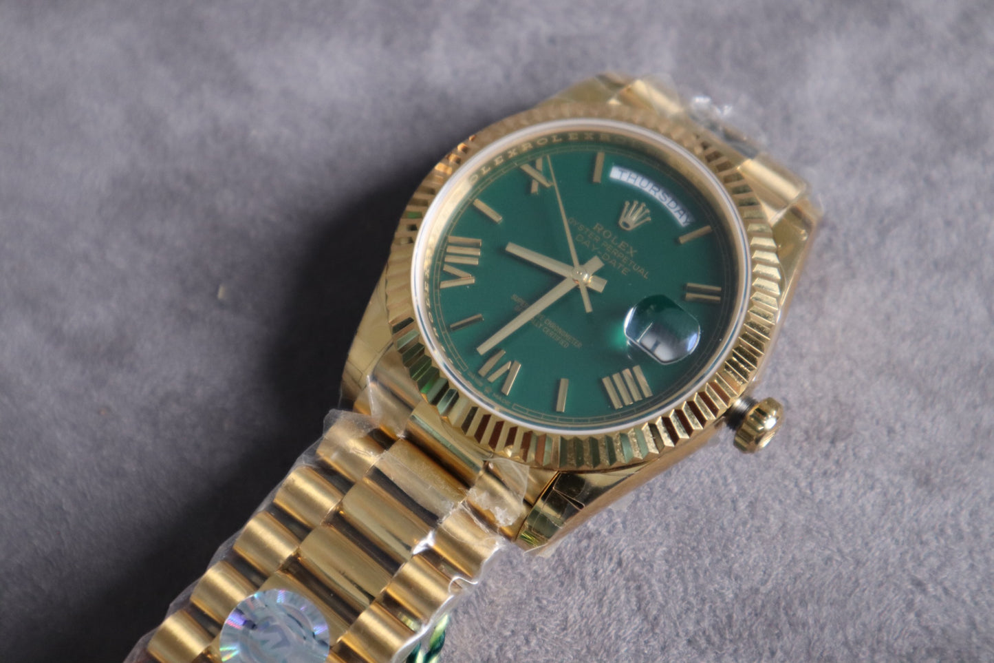 DayDate Yellow Gold - قطعة وحدة كلين طبق الأصل