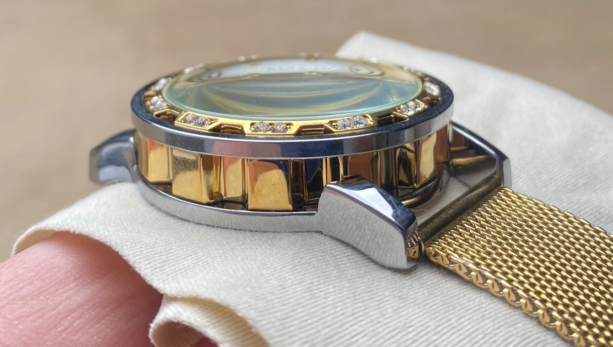 ساعة تايتان جولد اوتوماتيك اصدار 2024