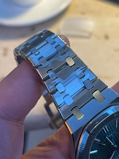 audemars piguet كلين مطابقه مينا اخضر قطعه واحده