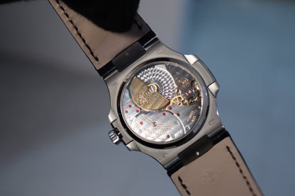 Patek Philippe Nautilus 5712 (نسخة كلين مطابقة للأصلي)