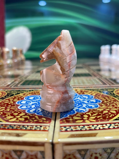 السعر ٢٠٠٠ دينار - طاولي و شطرنج صناعة يدوية احجار مرمر ، اكبر حجم في العراق قطعه واحده فقط