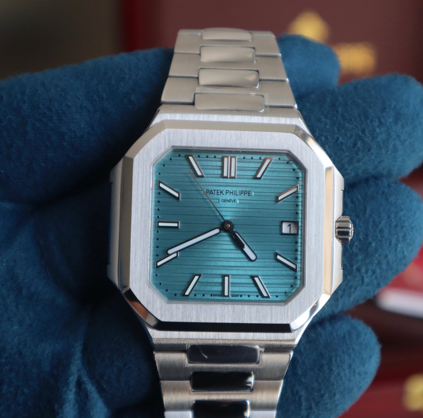 باتيك فيليب كيوبيتوس تيفاني بلو ٢٠٢٤ - الساعة طبق الأصل لا يمكن تميزها عن الأصلي