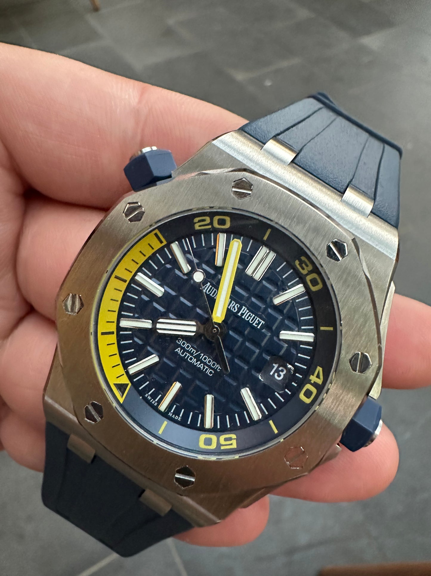 Ap Royal Oak Offshore طبق الاص عن الاصلية