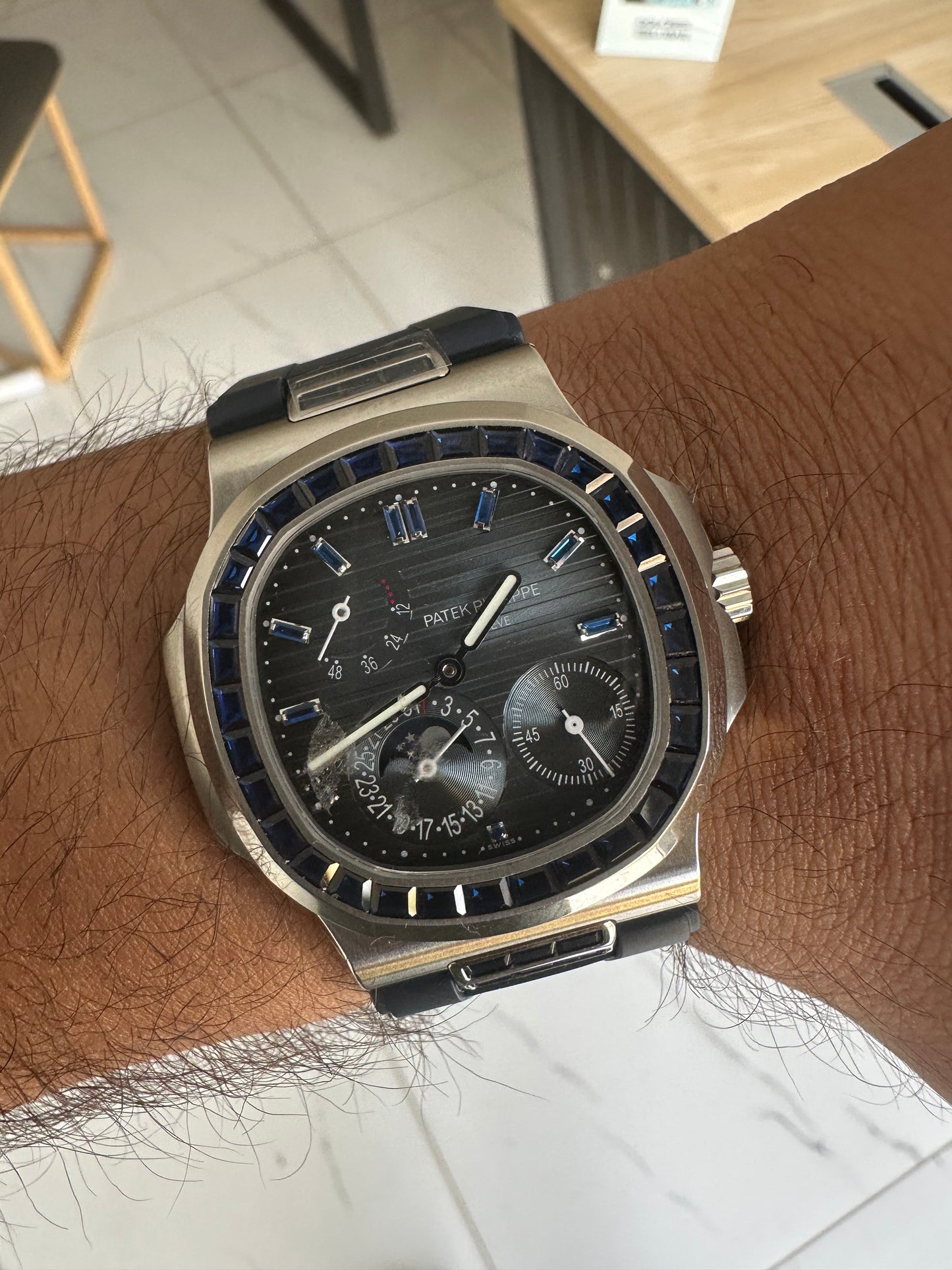 باتيك فيليب ٥٧١٢ بلو روبي ستراي رابر - ريبليكا طبق الاصل