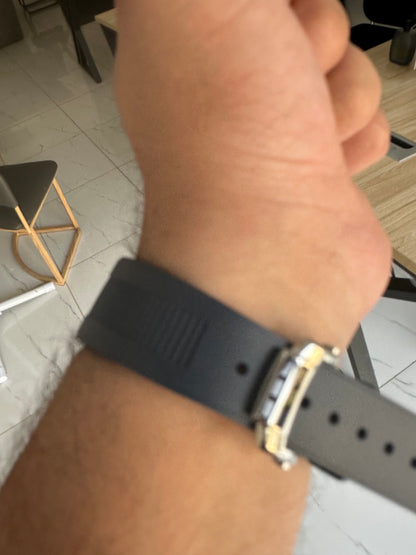 باتيك فيليب ٥٧١٢ بلو روبي ستراي رابر - ريبليكا طبق الاصل