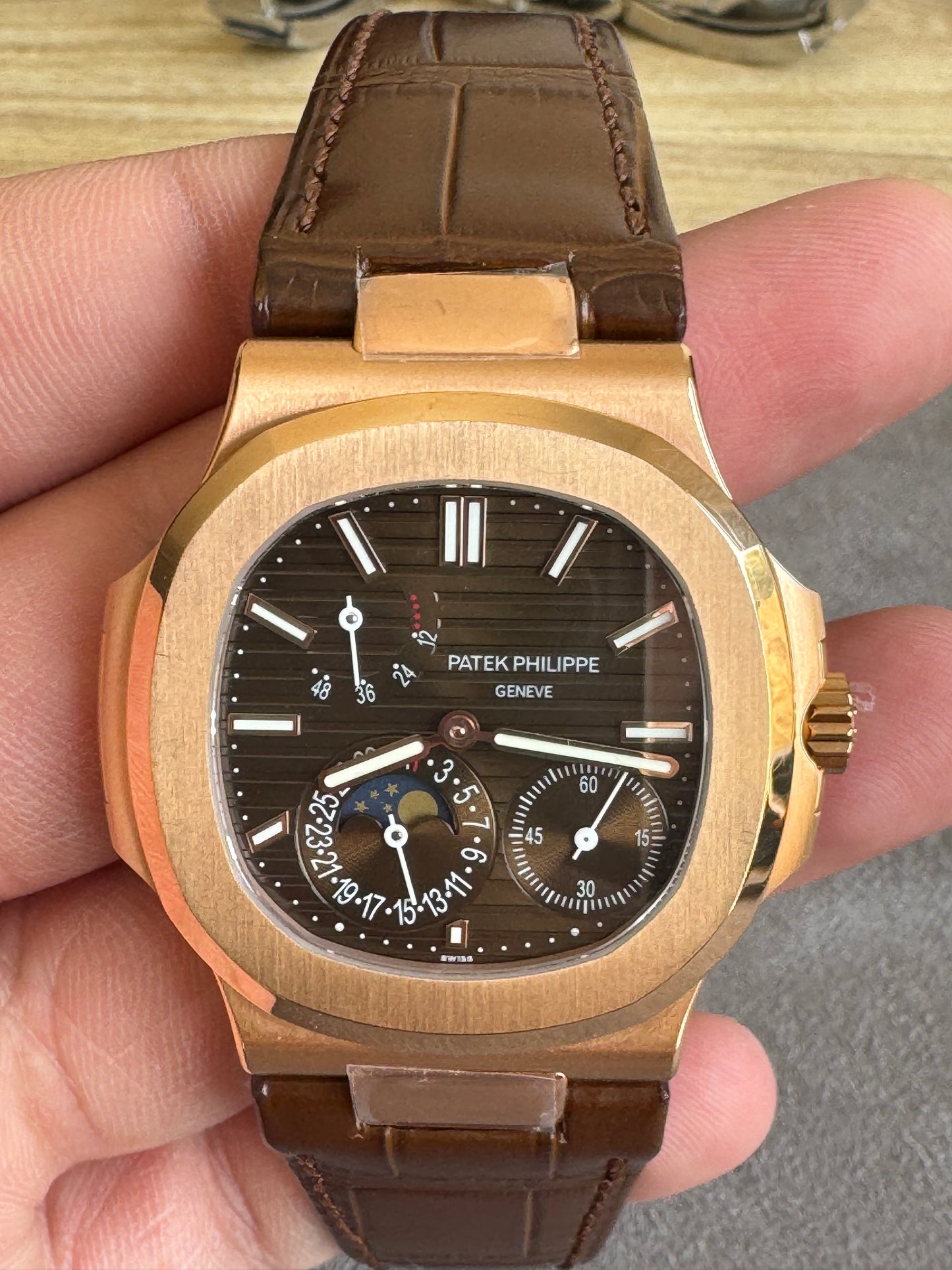 باتيك فيليب نوتلس - كلين طبق الأصل - حبة واحدة فقط