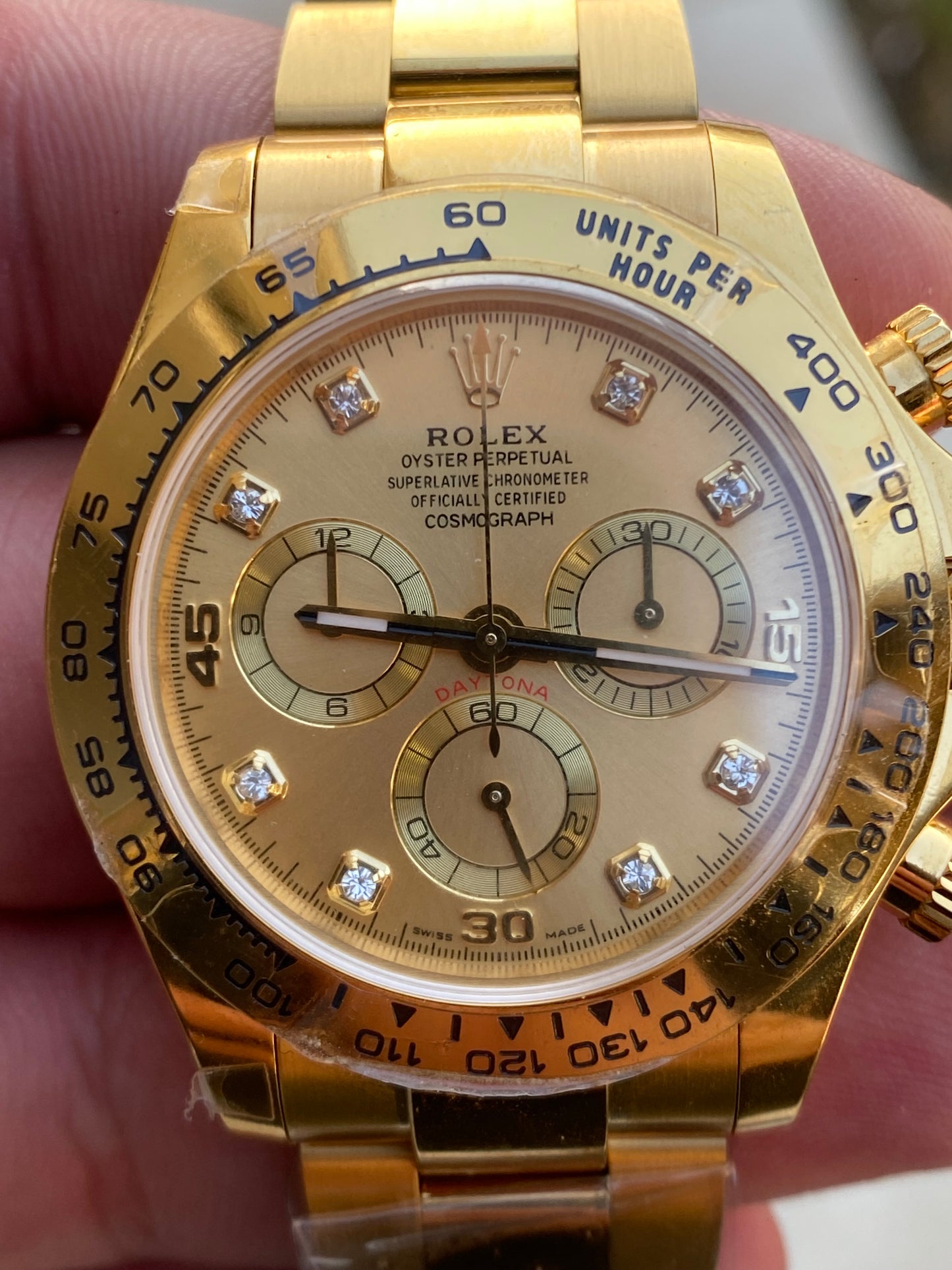 رولكس دايتونا يالو جولد ذهب اصفر مينا ذهبي ارقام الماس - كلين طبق ال- ماكينة سويسري كوزموجراف طبق الاصل