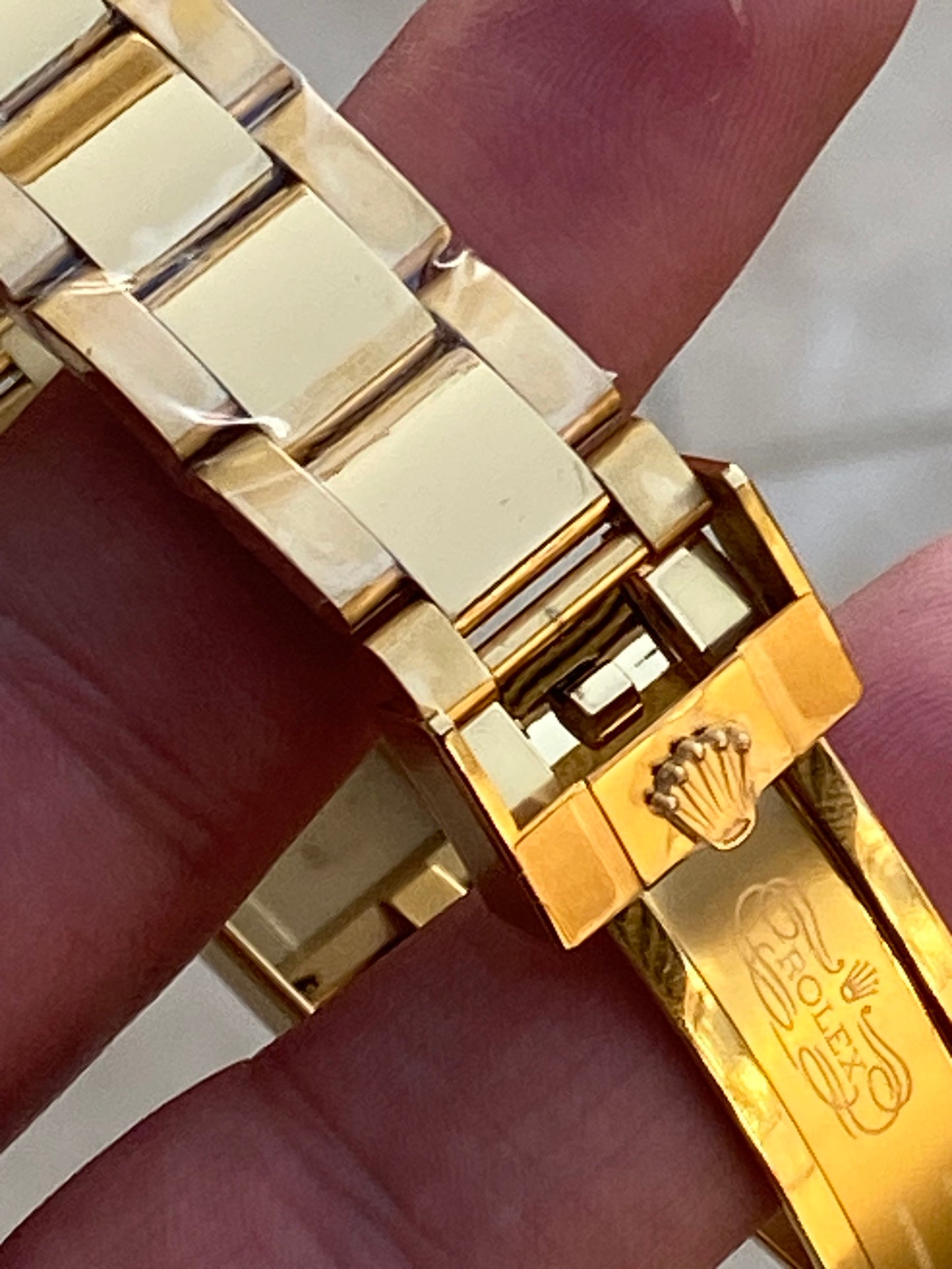 رولكس دايتونا يالو جولد ذهب اصفر مينا ذهبي ارقام الماس - كلين طبق ال- ماكينة سويسري كوزموجراف طبق الاصل