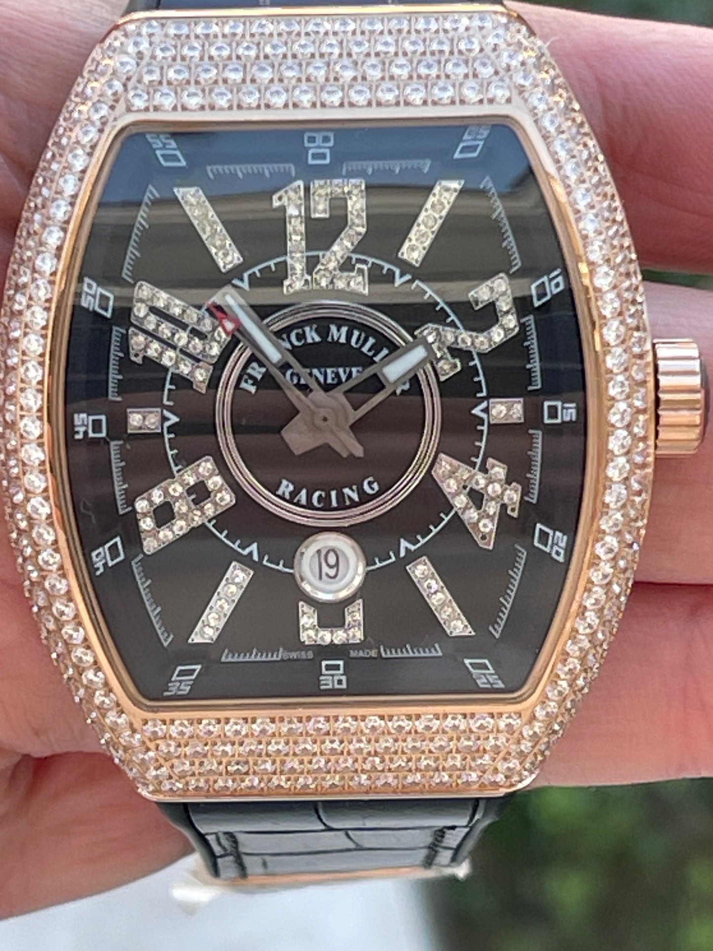 فرانك مولر روز جولد الساعه طبق الاصل لا تحتاج تركيب الماس ، نفس اللمعه وكامل التفاصل تماما كلين