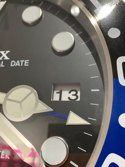 ساعه حائط بتصميم رولكس باتمان -  تصميم دقيق تاريخ.وعقربين ROLEX GMT BATMAN