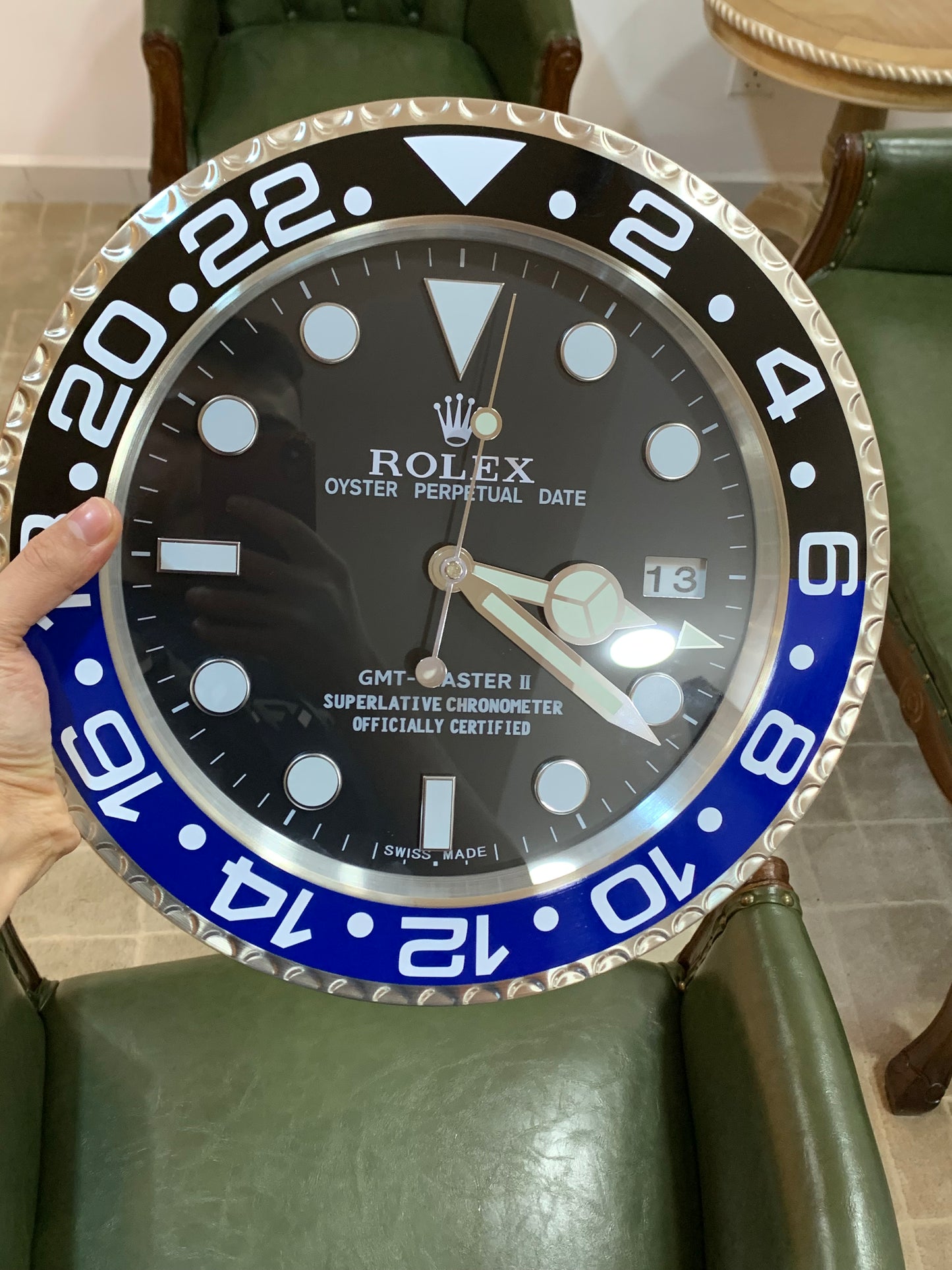 ساعه حائط بتصميم رولكس باتمان -  تصميم دقيق تاريخ.وعقربين ROLEX GMT BATMAN