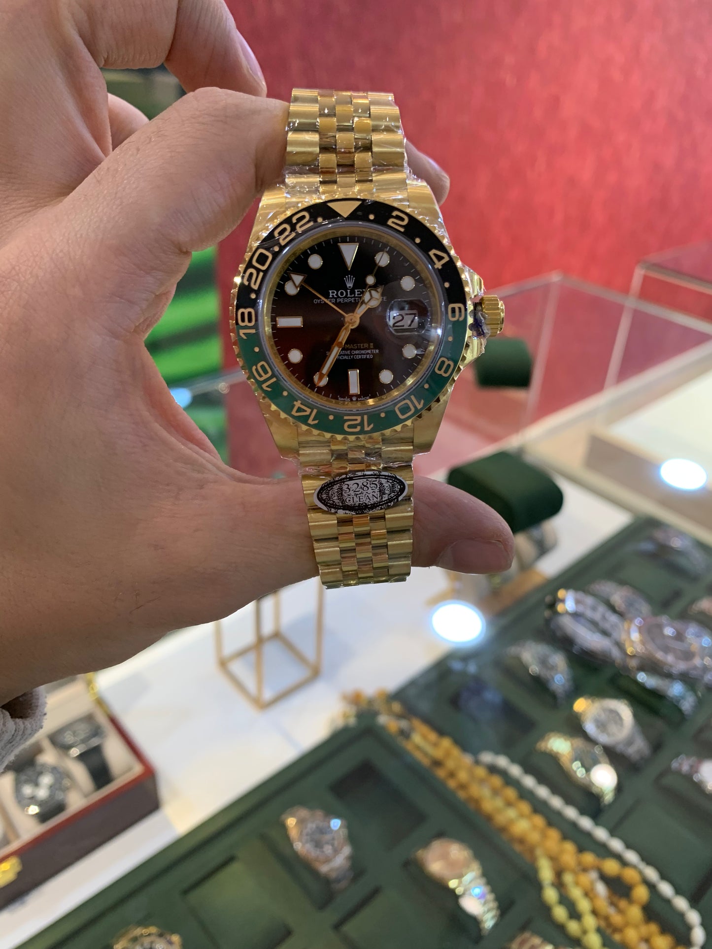 رولكس جي ام تي يالو جولد جوبلي كلين الترا فينيش