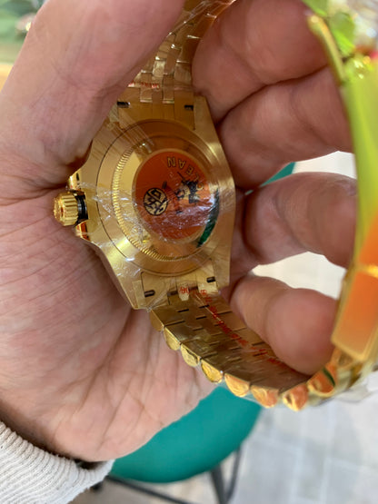 رولكس جي ام تي يالو جولد جوبلي كلين الترا فينيش