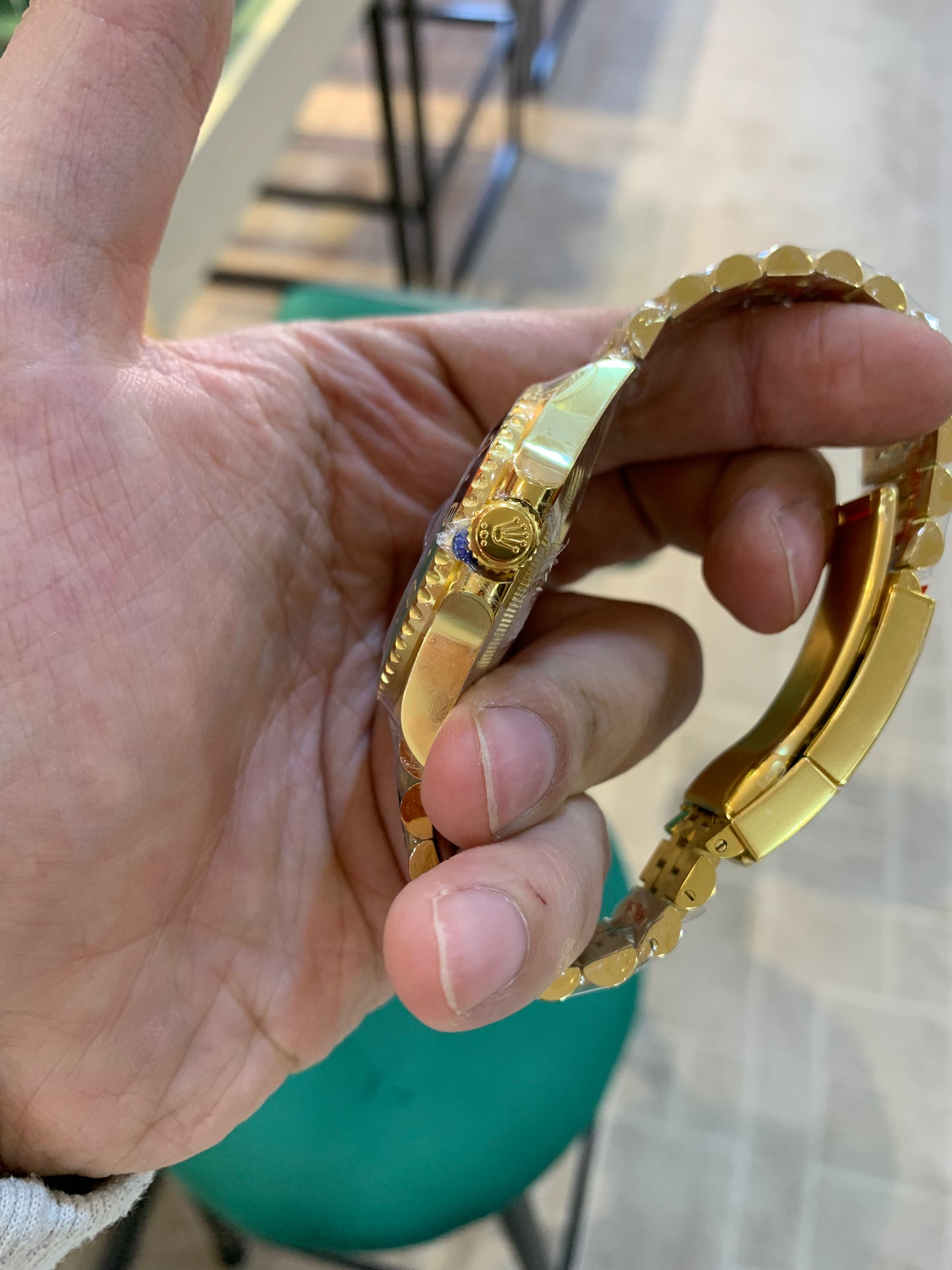 رولكس جي ام تي يالو جولد جوبلي كلين الترا فينيش