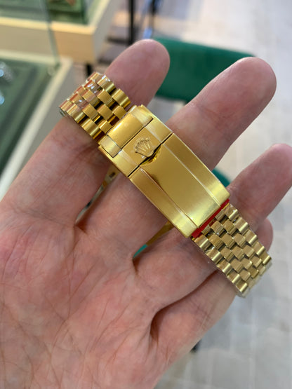 رولكس جي ام تي يالو جولد جوبلي كلين الترا فينيش