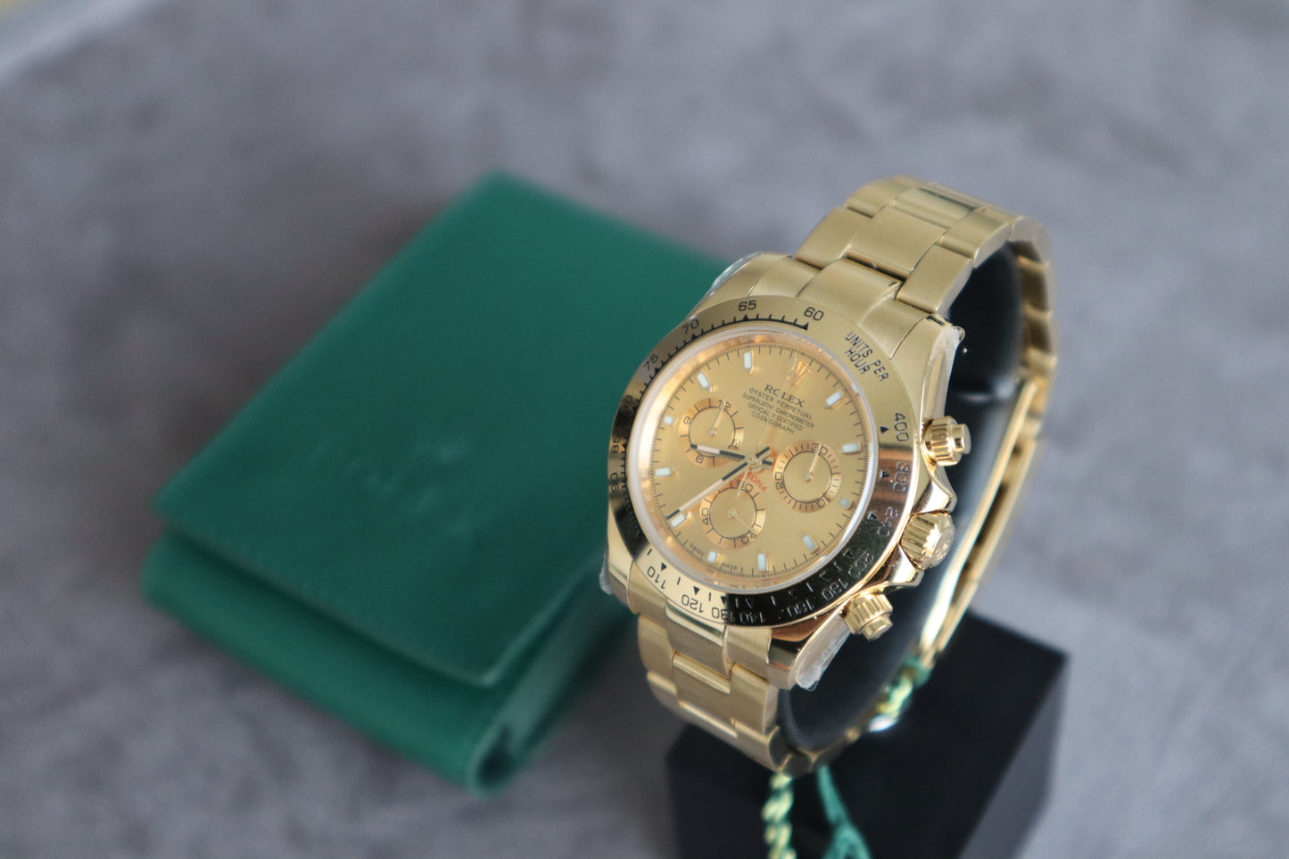 رولكس دايتونا فل جولد  - الأعلى طلباً جودة الساعة مطابقه تماما - كلين-