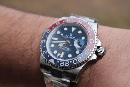 قطعة نادر جداً تلقاها - رولكس ببسي اويستر مينا نيلي كلين