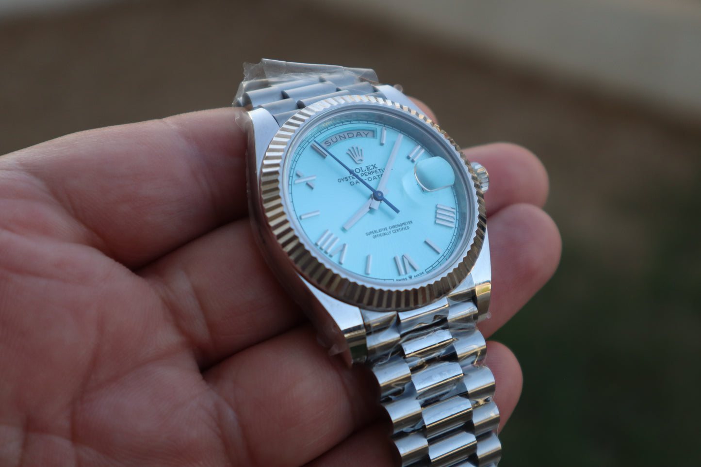 رولكس داي ديت بلاتينيم مينا ايس بلو - الساعة مطابقة بشكل مو طبيعي  (السعر بالاردني 2000 دينار واصلة لعمان)