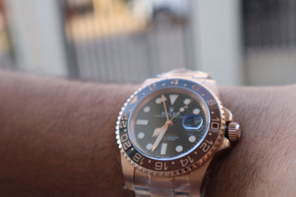 رولكس جي ام تي ماستر رووت بيير - كلين حبة واحدة فقط في البوتيك