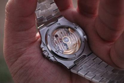 باتيك فيليب نوتلس ٥٧١١ مينا ابيض - كلين اعلى جودة