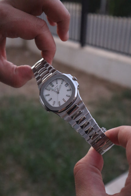 باتيك فيليب نوتلس ٥٧١١ مينا ابيض - كلين اعلى جودة