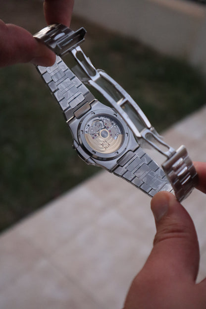 باتيك فيليب نوتلس ٥٧١١ مينا ابيض - كلين اعلى جودة