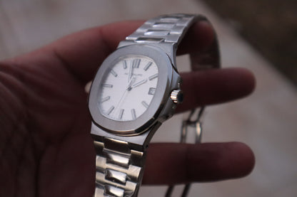 باتيك فيليب نوتلس ٥٧١١ مينا ابيض - كلين اعلى جودة