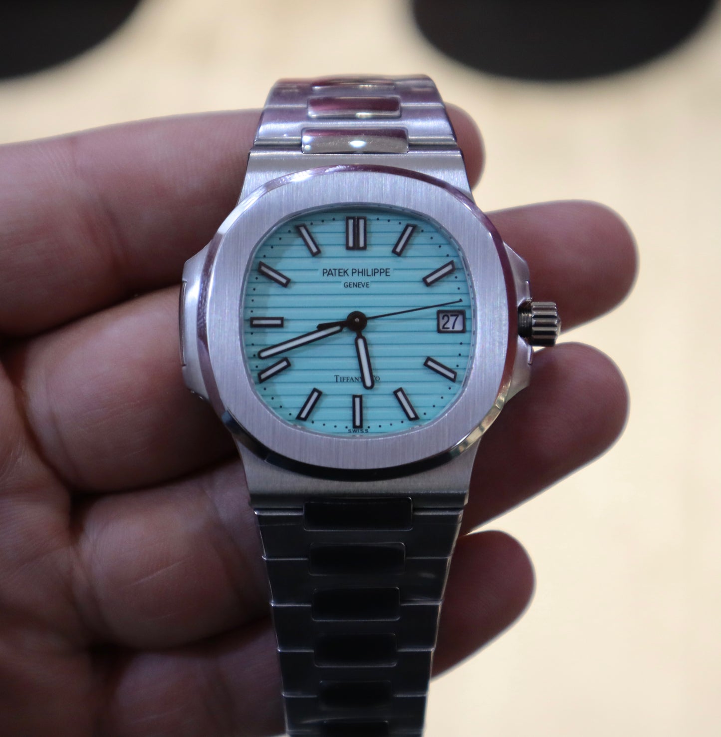 PATEK PHILIPPE 5711 - باتيك فيليب باتيك تيفاني اعلى كواليتي طبق الأصل  (السعر بالاردني 600دينار واصلة لعمان)
