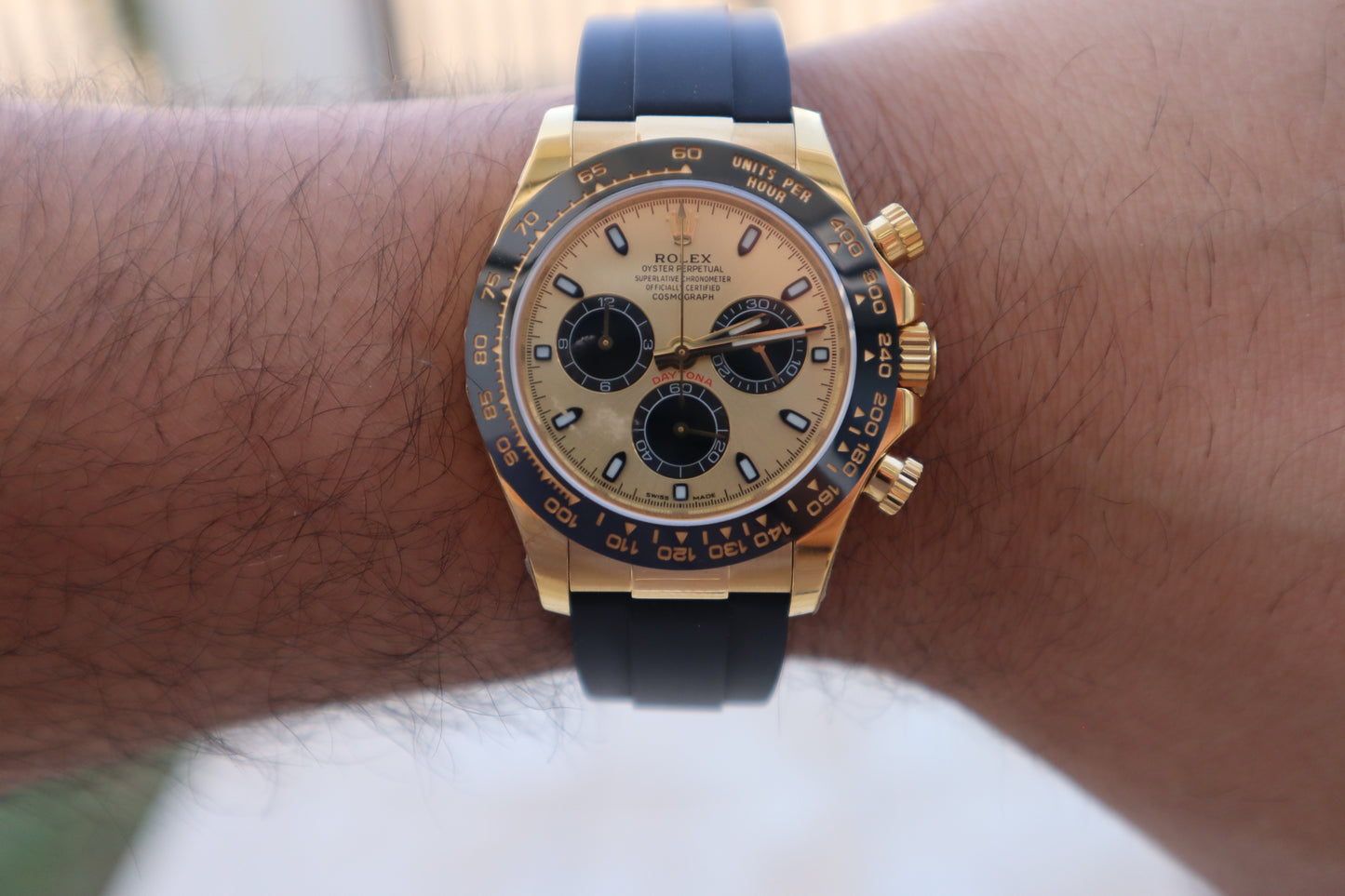 رولكس دايتونا بيكاتشو مينا ذهبي- الترا ماتش كلين