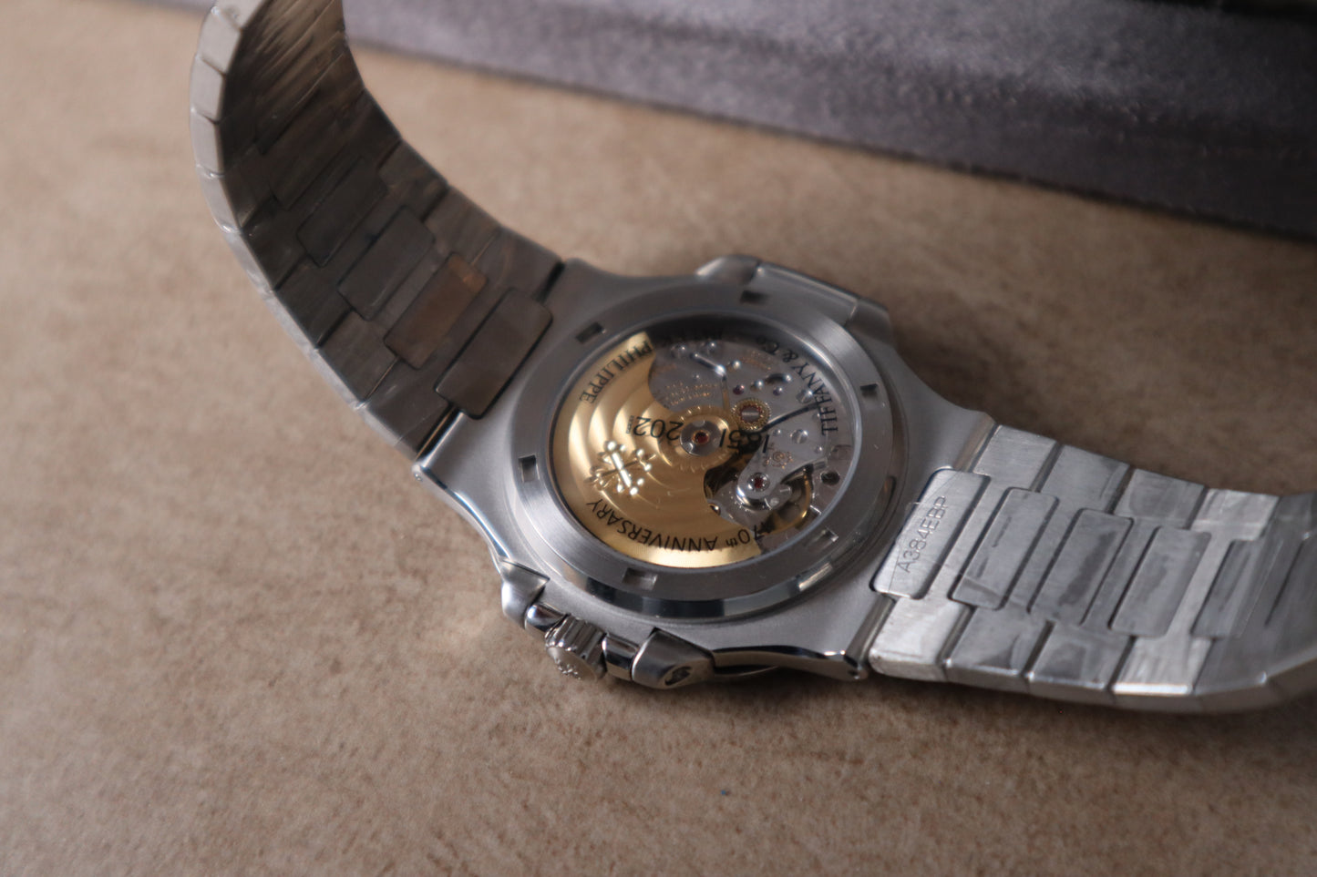 PATEK Philippe Tiffany CLEAN - تيفاني نسبة تطابق عالية جدا لا تفرق مكينة تصميم سويسري