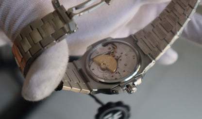 PATEK Philippe  Nautilus 5712 -  مستعملة لمدة اسبوع) - نوتيلس ستانلس كلين حبة واحدة)